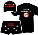 надписи на футболках